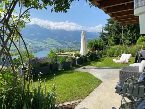 Chalet Seeblick in سارنين