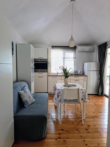 Bungalow 3743-4 Pers in Razanj - image 5