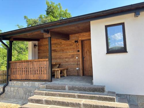 Stone Village Transfagarasan in Oeştii Ungureni