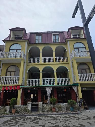 Sunny Beach Hotel in 科布列季