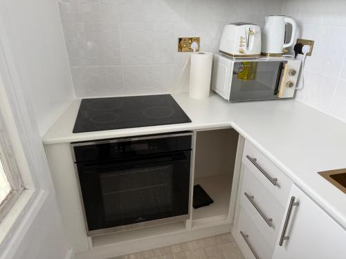 Studio Sleeps 2 with Air Conditioning, Croydon (fotografie 7)