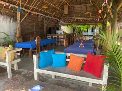 Sapphire Blue in Hikkaduwa