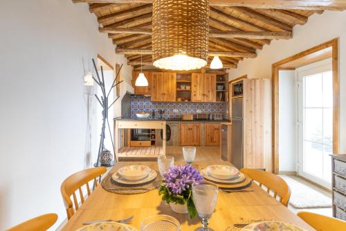 ห้องครัว, Casa da Mãe - Entre o Pico e a Maré (Casa da Mae - Entre o Pico e a Mare) in เซา กาเอตาโน