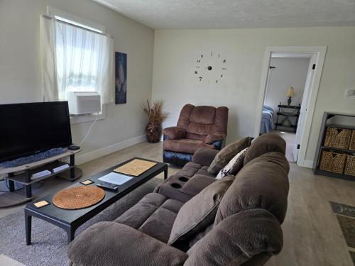 Two bedroom house near northtown mall