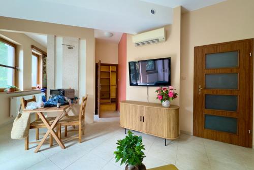Pabianice studio Bracka