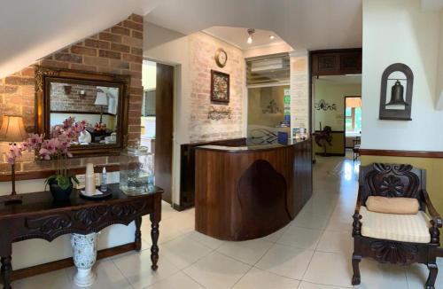 Hostal Villa Toscana near La Aurora International Airport