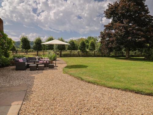 ทัศนียภาพภายนอกโรงแรม, Garden View in ทอนดัน