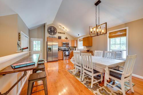 Private Community Beach: Family Conway Retreat! in Konveja (NH)