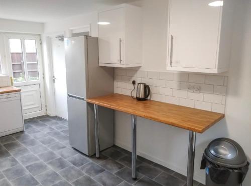 ห้องครัว, City breaks Corby Double ensuites in คอร์บี้