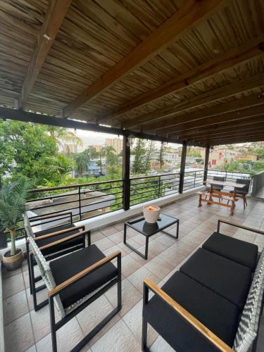 Taman, Big House Next to the Airport in Río Piedras