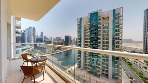 Vacationer I Premium 1 Bedroom I Canal View I Business Bay I Free Gym, Pool, Parking & Wi-Fi, Dubai (photo 2)