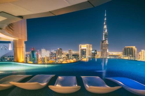 Ultra-Luxury Midtown 2 Bed Full Burj Khalifa Views, Dubai