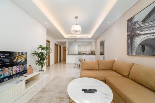 Ultra-Luxury Midtown 2 Bed Full Burj Khalifa Views, Dubai (photo 10)