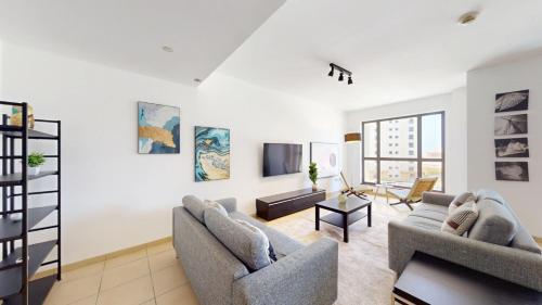 Vacationer Holiday Homes I Royale 3 Bedroom I Steps to JBR Beach I Jumeirah I Free Gym, Pool, Parking & Wi-Fi, Dubaï (photo 9)