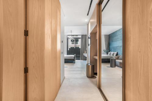 Stylish Studio in The Autograph - main image