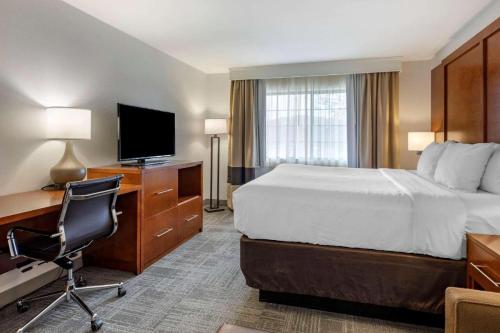 Comfort Suites Golden West on Evergreen Parkway - image 13