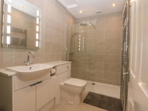 Menai Cottage - image 6