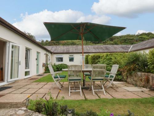 Menai Cottage - image 10