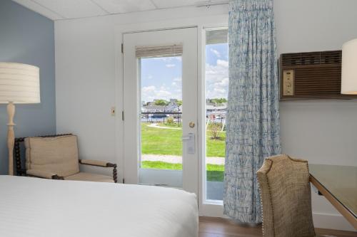 Boothbay Harbor Inn - image 34