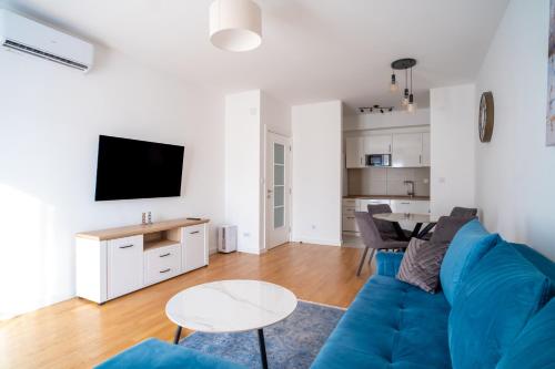 Two Bedroom Apartment - Mountain View - Porto Montenegro