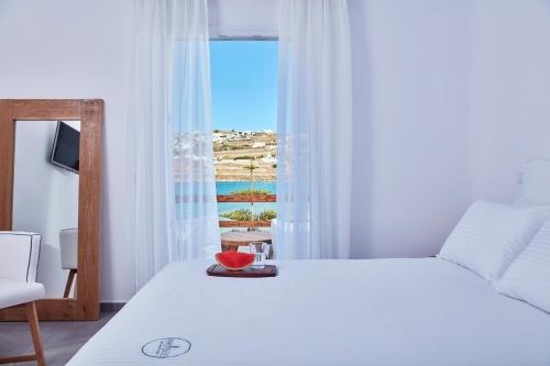 Mykonos Waves Hotel in Agio Ioannis