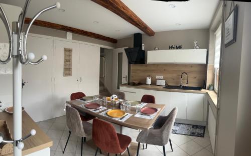 Maison 90m2 de 2 à 10 personnes gîte à louer Satolas-et-Bonce