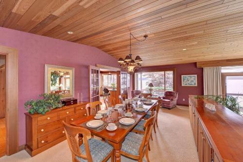 Oceanside Lodge Saanich Inlet in North Saanich (BC)