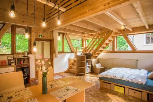 ECO-CHALET Bel Oiseau - Saint-Ursanne in Saint-Ursanne, Schweiz
