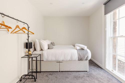 Bright 1-Bed Apartment In City Centre Liverpool, Liverpool (photo 7)