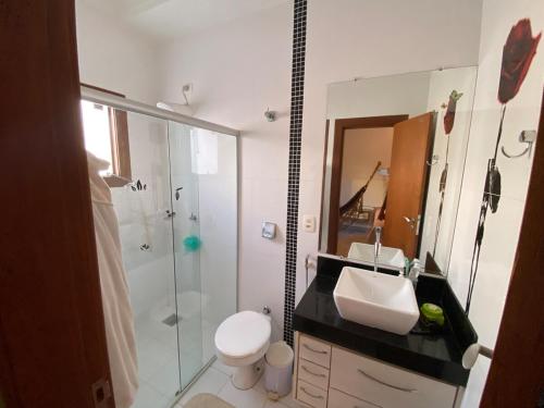 Four-Bedroom House image 10