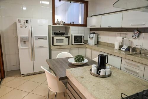 Four-Bedroom House image 2