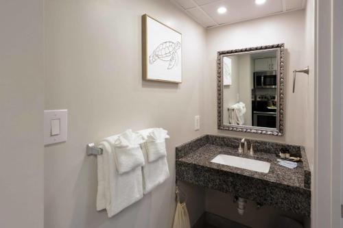 Marea Azul by Casanita - Designer Oceanfront Suite, Myrtle Beach (foto 8)