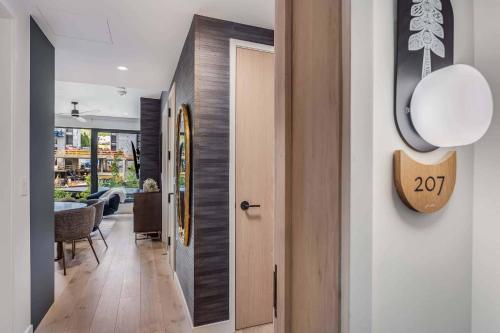 Electric Pass Lodge 207 by Snowmass Mountain Lodging