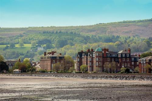 Foxes Hotel & Academy – Minehead