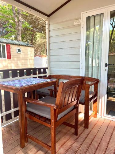  Buona Mobile Homes on Camping Mare e Pineta in Lido di Spina