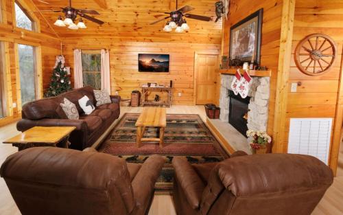Snuggly Bear Cabin in Gatlinburg, USA