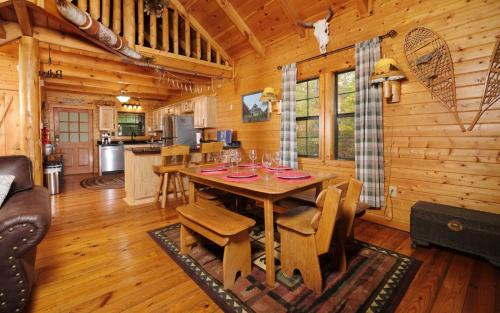 Facilities, Almost Bearadise in Pittman Center