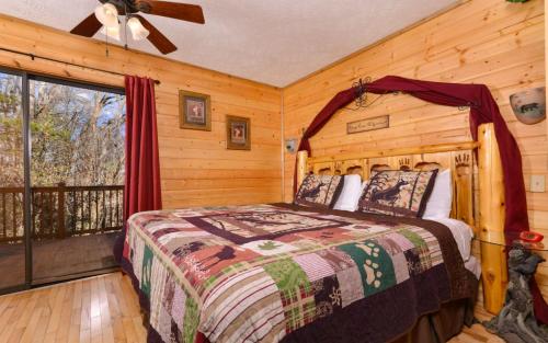 Romantic Retreat in Pigeon Forge, USA