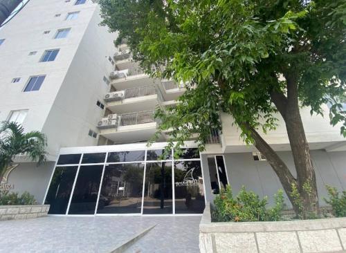 Exclusivo, Moderno Apartamento con piscina, Cerca Playa Rodadero
