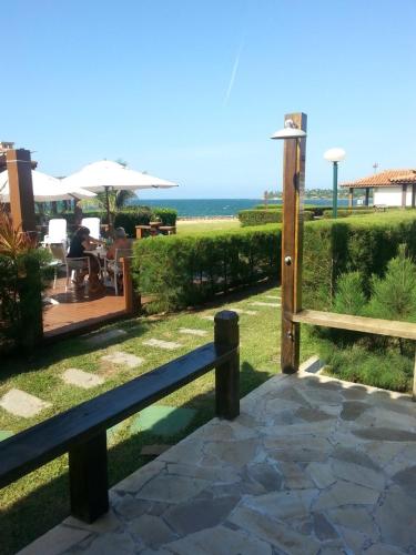 Casa a 20 metros da praia, Wi-Fi em condomínio privado! (Casa a 20 metros da praia, Wi-Fi em condominio privado!) in Praia Baia Formosa