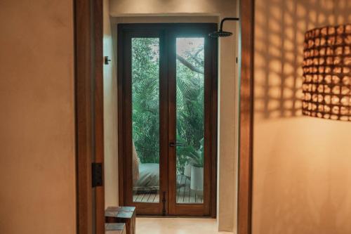 Shower, Makani Luxury Cartagena in Tierra Bomba