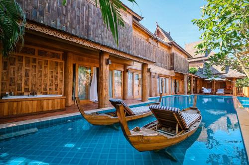 สันธิญา ภูเก็ต นาใต้ รีสอร์ต แอนด์ สปา (Santhiya Phuket Natai Resort & Spa) in โคกกลอย