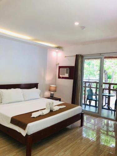 room detail thumbnail 2