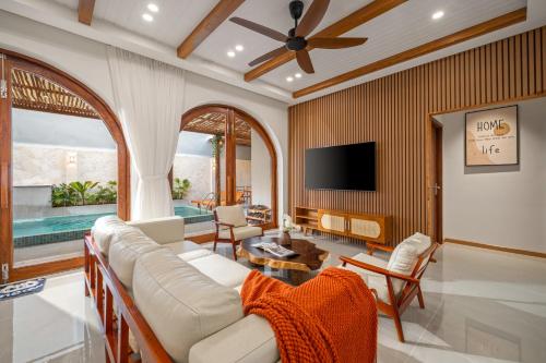 Tropical Villa - Near My Khe Beach & City Center by The Key, Đà Nẵng