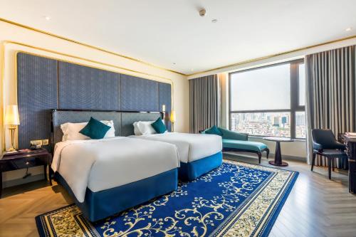 room detail thumbnail 1