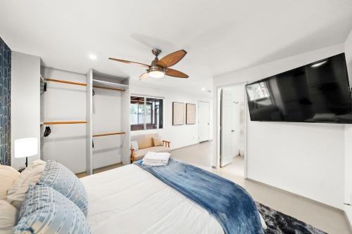 Westinghouse Park Retreat Decks, BBQ, Fire Pits in Linda Vista