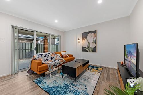KozyGuru | Austral | 5 Bed Comfy House