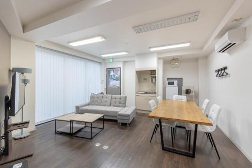 Tomihisa House, Tokio