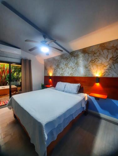 Iki Room with Jacuzzy, Fortuna (photo 8)