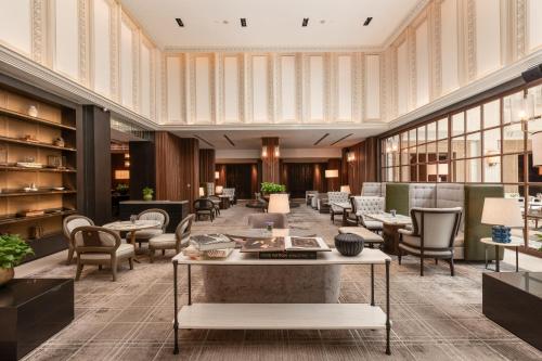 Restaurant, The ERAVATI Sule Grand Yangon in Downtown Yangon